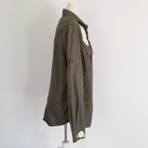Refashioned Vintage Army Green Shirt (M/L) - Picture 4 of 7